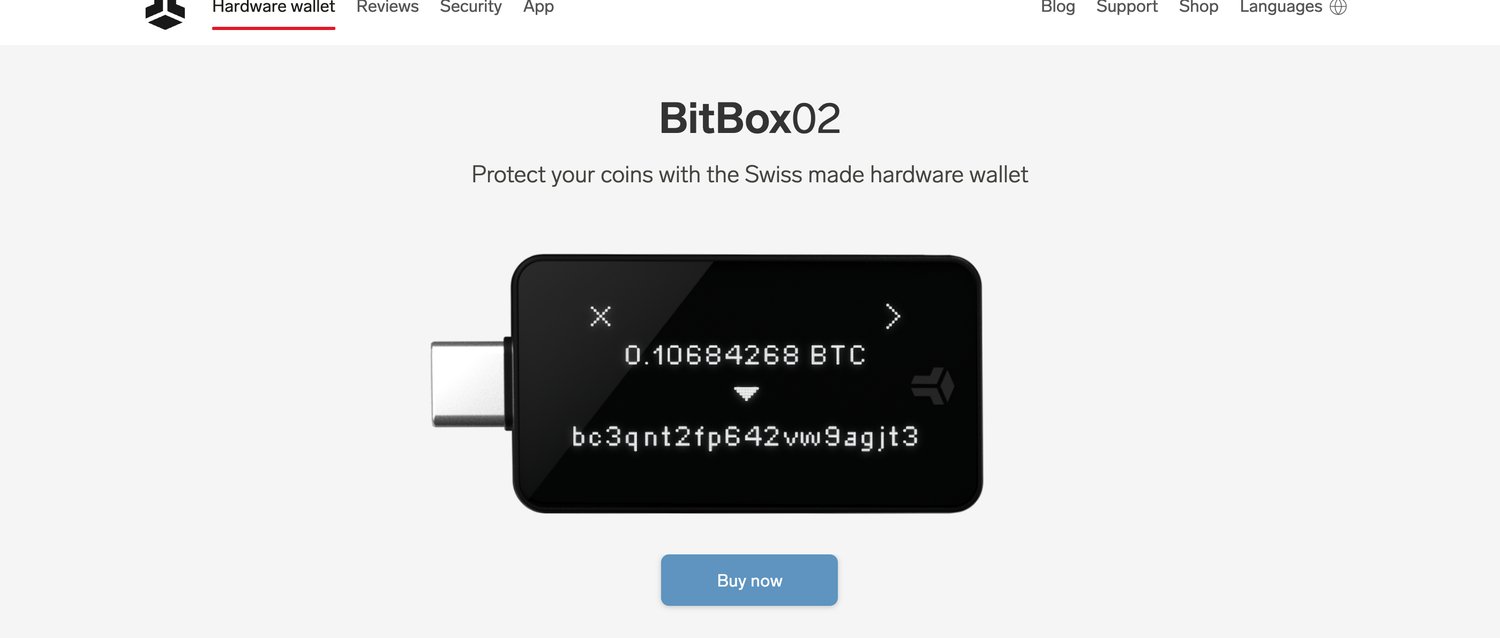 Офіційний сайт BitBox02: пристрій із сумою й адресою на екрані